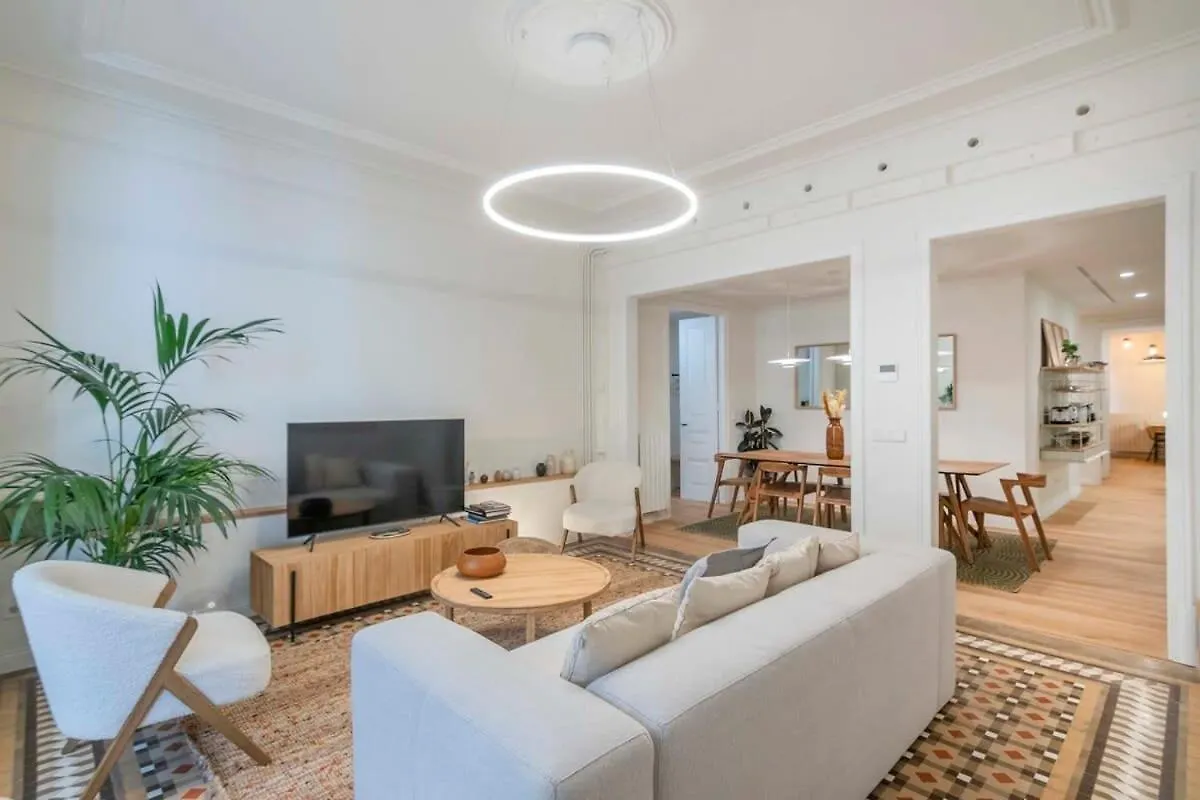 Apartment Ferienwohnung Exclusive Paseo De Gracia 5Bd 5Bth With Terrace Barcelona